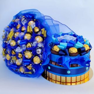 💙💙💙 #naobjednavku #tvoreni #modra #kyticezbonbonu #dortzbonbonu #ferreorocher #merci #lindor #lindorchocolate...